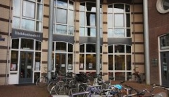 Bibliotheek Oba Staatsliedenbuurt