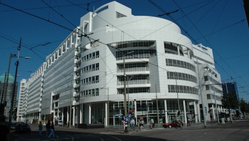 DE CENTRALE BIBLIOTHEEK * DEN HAAG