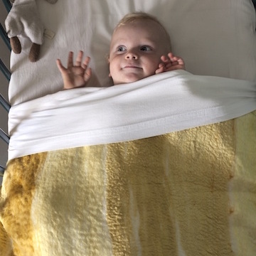 Greentom, het merk achter 's werelds groenste kinderwagen, introduceert een limited edition 100% natuurlijke handgemaakte Nomad blanket.