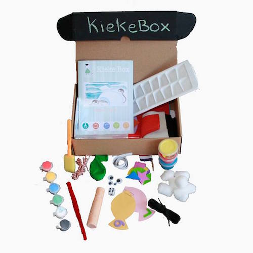 Kiekebox is de leukste manier om spelen en leren te combineren. Ontvang iedere maand een box thuis!