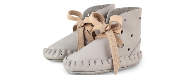 4 X BABY SHOE NEWS