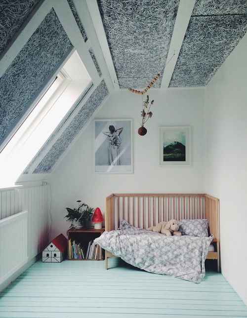 Kidsrooms with woodenfloor 3