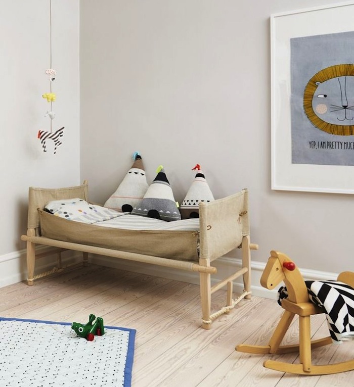 Kidsrooms with woodenfloor 3