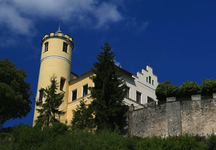 Schloss Moehren1