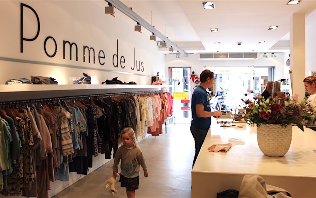 FIJNE KINDERWINKEL; POMME DE JUS IN ROTTERDAM