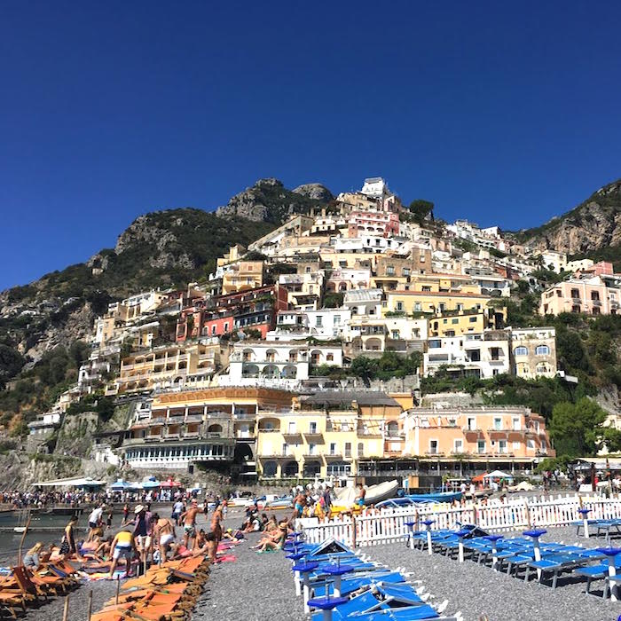 positano-een-van-de-mooiste-plekken-langs-de-amalfi-kust-citymom-nl