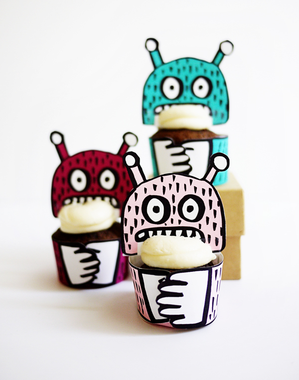 Geen zin om te klussen, print dan deze cupcake holders op OhHappyDay.com uit