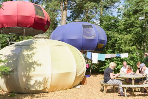 X HET GEKSTE WEEKENDJE WEG KINDEREN IN