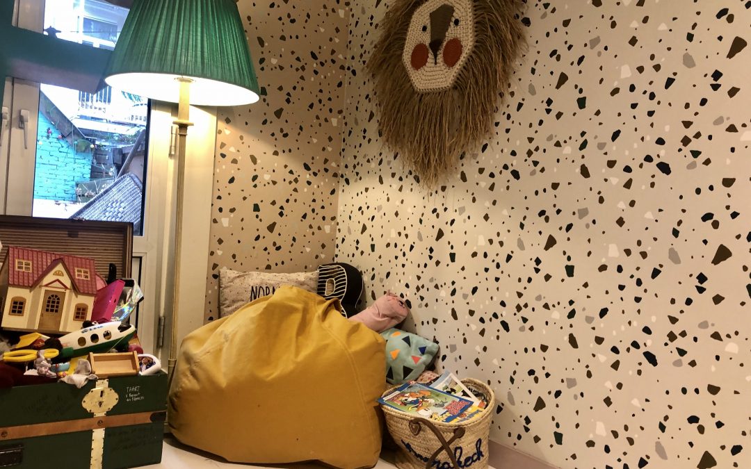 NIEUW BEHANG IN DE KINDERKAMER VAN BOBBI & FITZ