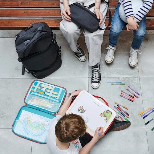 LEUKE ITEMS / VERMAAK VOOR JE KINDEREN VOOR ONDERWEG