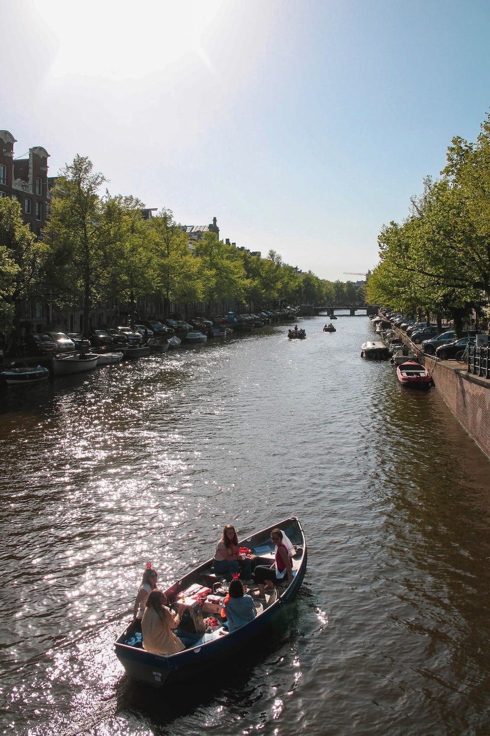 canal motorboats - sloep huren amsterdam